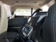 ✅ 2014 GMC Acadia SLE • VIN: 1GKKVPKD2EJ375719 • Lot: 80011955. Wystawiony na Copart z przebiegiem 169 007 mil. Bezpłatny archiwum sprzedaży aukcyjnych z USA i szczegółowy raport historii pojazdu na DreamBid. Zdjęcie 10.