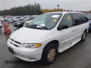 ✅ 1996 Dodge Caravan LE • VIN: 1B4GP54L4TB393941 • Lot: 43606447. Wystawiony na IAAI z przebiegiem Nie podano. Bezpłatny archiwum sprzedaży aukcyjnych z USA i szczegółowy raport historii pojazdu na DreamBid. Zdjęcie 17.
