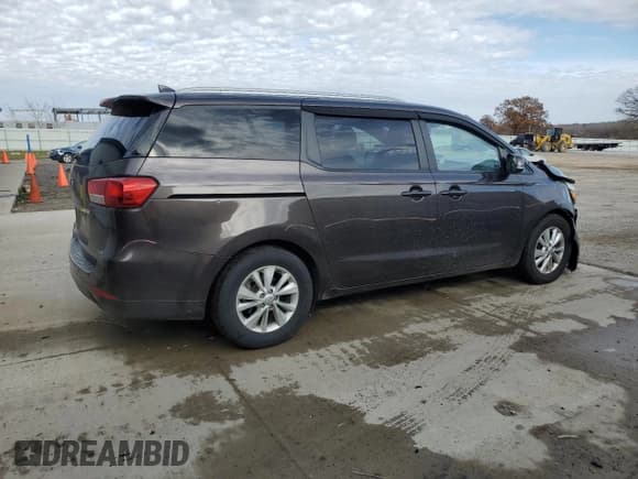 ✅ 2016 Kia Sedona LX • VIN: KNDMB5C12G6134867 • Лот: 92131375. Опубликован ранее на Copart с пробегом 165 750 миль. Бесплатный доступ к архиву аукционных продаж из США и подробный отчёт об истории автомобиля на DreamBid. Изображение 3.