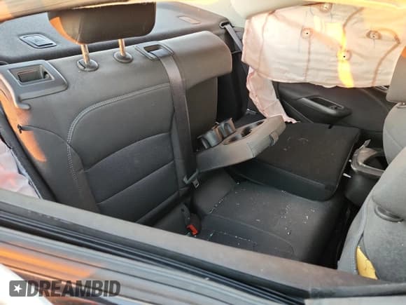 ✅ 2019 Chevrolet Cruze LT • VIN: 1G1BE5SM2K7110459 • Lot: 82544615. Listed on Copart with Not provided. Free auction sales archive from the USA and detailed vehicle history report at DreamBid. Image 10.