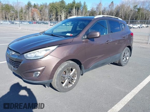 ✅ 2014 Hyundai Tucson SE • VIN: KM8JUCAG2EU807136 • Lot: 41904925. Wystawiony na IAAI z przebiegiem 186 528 mil. Bezpłatny archiwum sprzedaży aukcyjnych z USA i szczegółowy raport historii pojazdu na DreamBid. Zdjęcie 2.