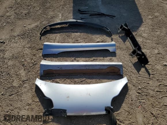 ✅ 2015 Smart fortwo Passion • VIN: WMEEJ3BAXFK800698 • Лот: 81231645. Опубликован ранее на Copart с пробегом 104 255 миль. Бесплатный доступ к архиву аукционных продаж из США и подробный отчёт об истории автомобиля на DreamBid. Изображение 12.