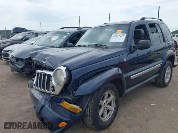 ✅ 2007 Jeep Liberty Limited • VIN: 1J4GL58K87W593391 • Lot: 42874437. Listed on IAAI with 209,110 mi. Free auction sales archive from the USA and detailed vehicle history report at DreamBid. Image 2.