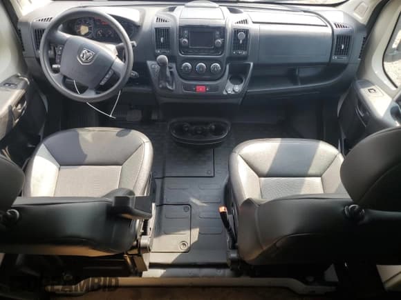 ✅ 2021 Ram ProMaster Cargo • VIN: 3C6LRVDG0ME530514 • Lot: 70582955. Listed on Copart with 329,989 mi. Free auction sales archive from the USA and detailed vehicle history report at DreamBid. Image 8.