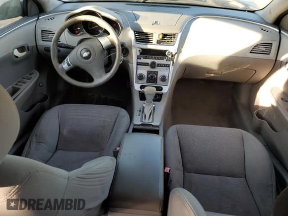 ✅ 2010 Chevrolet Malibu 1FL • VIN: 1G1ZA5EB2AF106968 • Lot: 80462834. Listed on Copart with 211,896 mi. Free auction sales archive from the USA and detailed vehicle history report at DreamBid. Image 8.