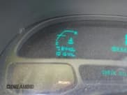 ✅ 2003 Cadillac DeVille • VIN: 1G6KD54Y23U283009 • Lot: 43165347. Wystawiony na IAAI z przebiegiem 101 644 mil. Bezpłatny archiwum sprzedaży aukcyjnych z USA i szczegółowy raport historii pojazdu na DreamBid. Zdjęcie 7.