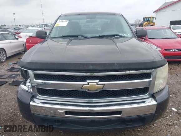 ✅ 2010 Chevrolet Silverado 1500 LT • VIN: 1GCSKSEA1AZ254653 • Lot: 43738970. Wystawiony na IAAI z przebiegiem 136 010 mil. Bezpłatny archiwum sprzedaży aukcyjnych z USA i szczegółowy raport historii pojazdu na DreamBid. Zdjęcie 12.