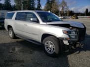 ✅ 2020 Chevrolet Suburban LT • VIN: 1GNSKHKC7LR113668 • Lot: 81161404. Wystawiony na Copart z przebiegiem 79 603 mil. Bezpłatny archiwum sprzedaży aukcyjnych z USA i szczegółowy raport historii pojazdu na DreamBid. Zdjęcie 4.