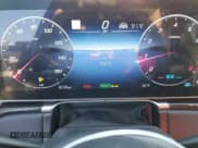 ✅ 2021 Mercedes-Benz S 580 • VIN: W1K6G7GB5MA056303 • Lot: 70400402. Wystawiony na Copart z przebiegiem 35 475 mil. Bezpłatny archiwum sprzedaży aukcyjnych z USA i szczegółowy raport historii pojazdu na DreamBid. Zdjęcie 9.