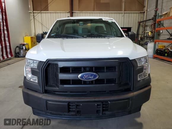 ✅ 2017 Ford F-150 XL • VIN: 1FTMF1C89HKE53377 • Lot: 56395065. Listed on Copart with 181,553 mi. Free auction sales archive from the USA and detailed vehicle history report at DreamBid. Image 5.