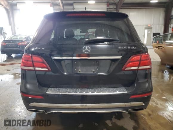 ✅ 2017 Mercedes-Benz GLE 350 • VIN: 4JGDA5HB3HA861434 • Lot: 82476425. Listed on Copart with 176,267 mi. Free auction sales archive from the USA and detailed vehicle history report at DreamBid. Image 6.