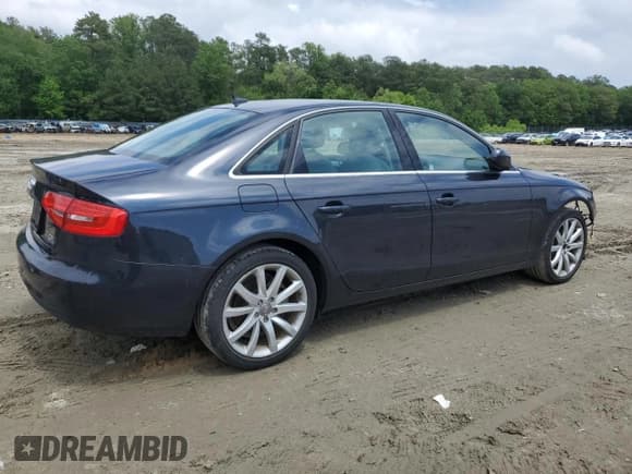 ✅ 2013 Audi A4 • VIN: WAUMFBFLXDA195180 • Лот: 56621225. Опубликован ранее на Copart с пробегом 123 655 миль. Бесплатный доступ к архиву аукционных продаж из США и подробный отчёт об истории автомобиля на DreamBid. Изображение 3.