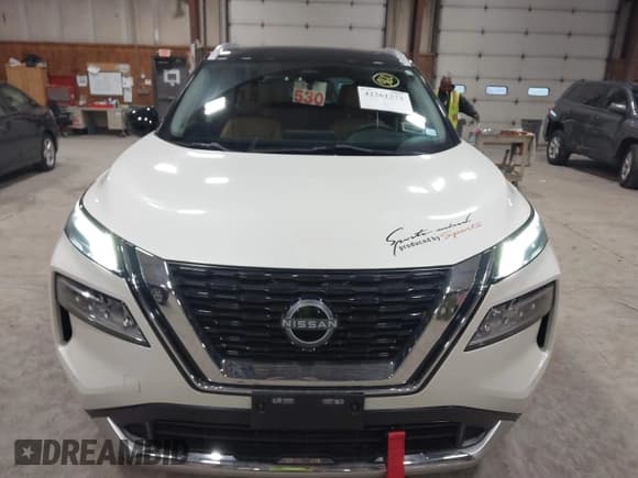 ✅ 2023 Nissan Rogue Platinum • VIN: JN8BT3DD4PW312056 • Lot: 42261272. Wystawiony na IAAI z przebiegiem 5 413 mil. Bezpłatny archiwum sprzedaży aukcyjnych z USA i szczegółowy raport historii pojazdu na DreamBid. Zdjęcie 12.