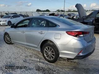 ✅ 2018 Hyundai Sonata SE • VIN: 5NPE24AF6JH669114 • Лот: 43137963. Опубликован ранее на Copart с пробегом 38 552 миль. Бесплатный доступ к архиву аукционных продаж из США и подробный отчёт об истории автомобиля на DreamBid. Изображение 2.