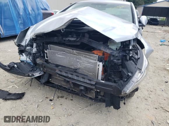 ✅ 2017 Hyundai Sonata SE • VIN: KMHE24L18HA058483 • Лот: 54292492. Опубликован ранее на Copart с пробегом 83 466 миль. Бесплатный доступ к архиву аукционных продаж из США и подробный отчёт об истории автомобиля на DreamBid. Изображение 9.