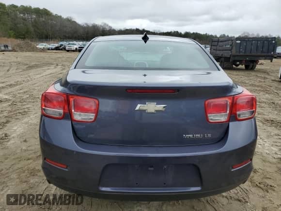 2015 Chevrolet Malibu LS z VIN 1G11B5SL0FF127865, wystawiony jako Copart lot #40001924 z przebiegiem 109 316 mil mil oraz . Historia ofert i sprzedaży dostępna na DreamBid. Obrazek 6.