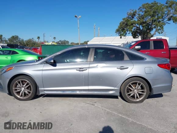 2017 Hyundai Sonata Sport with VIN 5NPE34AB6HH564061, listed as a IAAI auction lot 40916848 with 77,668 mi miles and . Bid and sale history available at DreamBid. Image 14.