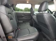 ✅ 2022 Nissan Pathfinder SL • VIN: 5N1DR3CA9NC210207 • Lot: 80659455. Listed on Copart with 30,407 mi. Free auction sales archive from the USA and detailed vehicle history report at DreamBid. Image 11.