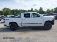 ✅ 2019 Chevrolet Silverado 1500 RST • VIN: 3GCUYEED2KG145848 • Лот: 43213065. Опубликован ранее на IAAI с пробегом 140 923 миль. Бесплатный доступ к архиву аукционных продаж из США и подробный отчёт об истории автомобиля на DreamBid. Изображение 13.