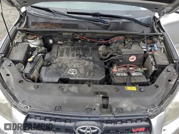 ✅ 2009 Toyota RAV4 Sport • VIN: JTMBK32V795072438 • Lot: 94393725. Listed on Copart with 174,385 mi. Free auction sales archive from the USA and detailed vehicle history report at DreamBid. Image 12.