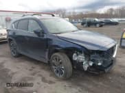 ✅ 2022 Mazda CX-5 S Premium Plus • VIN: JM3KFBEM5N0619772 • Лот: 43707259. Опубликован ранее на IAAI с пробегом 39 393 миль. Бесплатный доступ к архиву аукционных продаж из США и подробный отчёт об истории автомобиля на DreamBid. Изображение 1.