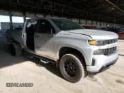 ✅ 2019 Chevrolet Silverado 1500 Custom • VIN: 3GCPWBEH9KG124306 • Lot: 67399754. Wystawiony na Copart z przebiegiem 137 767 mil. Bezpłatny archiwum sprzedaży aukcyjnych z USA i szczegółowy raport historii pojazdu na DreamBid. Zdjęcie 4.