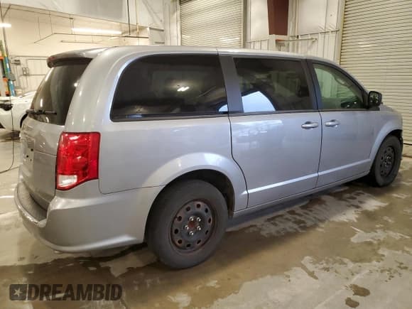 ✅ 2018 Dodge Grand Caravan SE Plus • VIN: 2C4RDGBG3JR169063 • Lot: 90487715. Wystawiony na Copart z przebiegiem 215 035 mil. Bezpłatny archiwum sprzedaży aukcyjnych z USA i szczegółowy raport historii pojazdu na DreamBid. Zdjęcie 3.