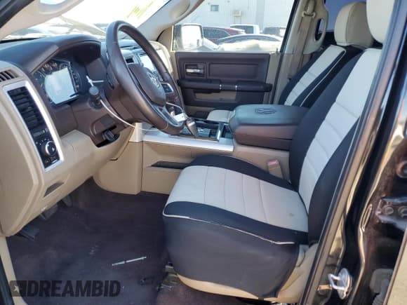 ✅ 2009 Dodge 1500 SLT • VIN: 1D3HB13T49S811639 • Lot: 43085805. Wystawiony na Copart z przebiegiem 135 191 mil. Bezpłatny archiwum sprzedaży aukcyjnych z USA i szczegółowy raport historii pojazdu na DreamBid. Zdjęcie 7.