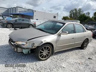 ✅ 1999 Honda Accord EX • VIN: 1HGCG5559XA056549 • Лот: 50090965. Опубликован ранее на Copart с пробегом Не указан. Бесплатный доступ к архиву аукционных продаж из США и подробный отчёт об истории автомобиля на DreamBid. Изображение 1.