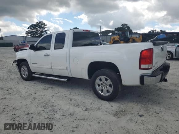 ✅ 2011 GMC Sierra 1500 SLE • VIN: 1GTR1VE07BZ382407 • Lot: 68625315. Wystawiony na Copart z przebiegiem 131 474 mil. Bezpłatny archiwum sprzedaży aukcyjnych z USA i szczegółowy raport historii pojazdu na DreamBid. Zdjęcie 2.