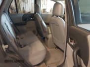 ✅ 2004 Saturn VUE • VIN: 5GZCZ23D44S850560 • Lot: 41902473. Wystawiony na IAAI z przebiegiem 145 251 mil. Bezpłatny archiwum sprzedaży aukcyjnych z USA i szczegółowy raport historii pojazdu na DreamBid. Zdjęcie 8.