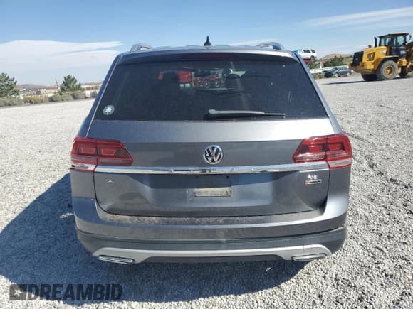 ✅ 2018 Volkswagen Atlas SE • VIN: 1V2KR2CA5JC577751 • Lot: 71287595. Listed on Copart with 84,290 mi. Free auction sales archive from the USA and detailed vehicle history report at DreamBid. Image 6.