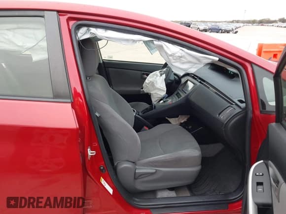 ✅ 2014 Toyota Prius Four • VIN: JTDKN3DU2E1768203 • Lot: 43824435. Listed on IAAI with 116,410 mi. Free auction sales archive from the USA and detailed vehicle history report at DreamBid. Image 5.