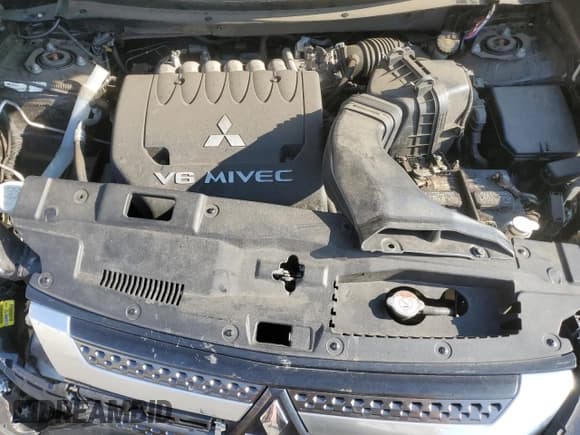 ✅ 2019 Mitsubishi Outlander GT • VIN: JA4JZ4AX2KZ002550 • Лот: 68709035. Опубликован ранее на Copart с пробегом 80 029 миль. Бесплатный доступ к архиву аукционных продаж из США и подробный отчёт об истории автомобиля на DreamBid. Изображение 12.