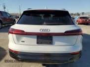 ✅ 2024 Audi Q8 e-tron Premium Plus • VIN: WA15AAGE4RB049434 • Лот: 83839334. Опубликован ранее на Copart с пробегом 7 236 миль. Бесплатный доступ к архиву аукционных продаж из США и подробный отчёт об истории автомобиля на DreamBid. Изображение 6.