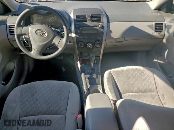 ✅ 2009 Toyota Corolla LE • VIN: JTDBL40E399072046 • Лот: 95210715. Опубликован ранее на Copart с пробегом 203 046 миль. Бесплатный доступ к архиву аукционных продаж из США и подробный отчёт об истории автомобиля на DreamBid. Изображение 8.