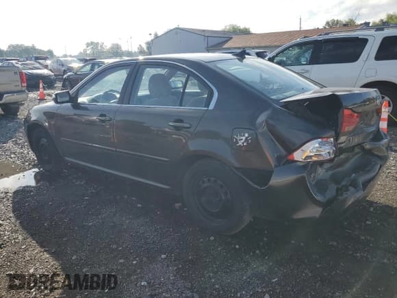 ✅ 2010 Kia Optima LX • VIN: KNAGG4A86A5379903 • Лот: 73708134. Опубликован ранее на Copart с пробегом 173 994 миль. Бесплатный доступ к архиву аукционных продаж из США и подробный отчёт об истории автомобиля на DreamBid. Изображение 2.