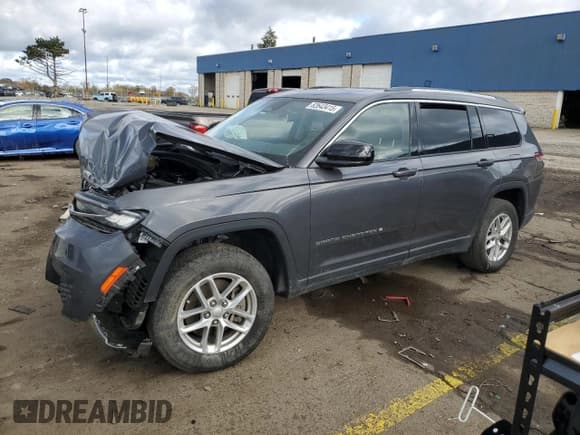 ✅ 2022 Jeep Grand Cherokee Laredo • VIN: 1C4RJKAG0N8606757 • Lot: 82643415. Listed on Copart with 108,772 mi. Free auction sales archive from the USA and detailed vehicle history report at DreamBid. Image 1.