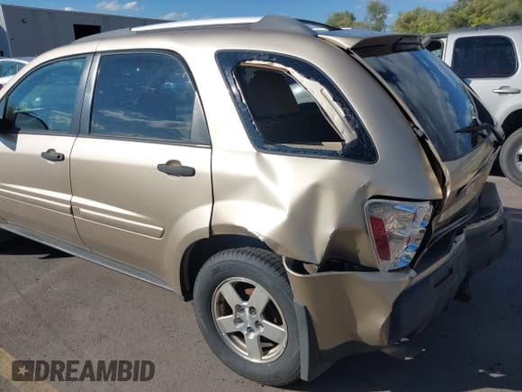 ✅ 2005 Chevrolet Equinox LS • VIN: 2CNDL23F456132774 • Лот: 43427644. Опубликован ранее на IAAI с пробегом 232 782 миль. Бесплатный доступ к архиву аукционных продаж из США и подробный отчёт об истории автомобиля на DreamBid. Изображение 6.