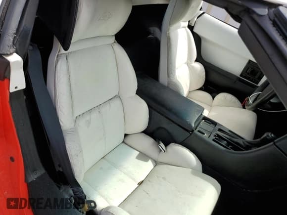 ✅ 1993 Chevrolet Corvette • VIN: 1G1YY33PXP5118732 • Lot: 74321834. Listed on Copart with Not provided. Free auction sales archive from the USA and detailed vehicle history report at DreamBid. Image 10.