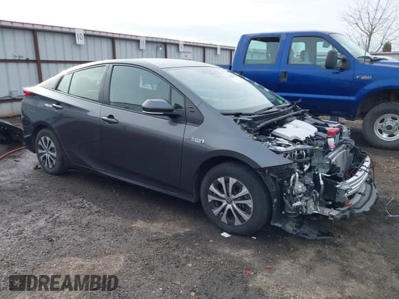 ✅ 2022 Toyota Prius XLE • VIN: JTDKAMFP7N3207069 • Lot: 43768829. Listed on IAAI with 37,746 mi. Free auction sales archive from the USA and detailed vehicle history report at DreamBid. Image 1.