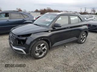 ✅ 2022 Hyundai Venue SEL • VIN: KMHRC8A37NU172804 • Lot: 92261735. Listed on Copart with 28,083 mi. Free auction sales archive from the USA and detailed vehicle history report at DreamBid. Image 1.