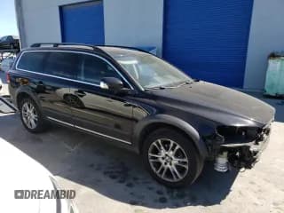 ✅ 2016 Volvo XC70 T5 Platinum • VIN: YV4612NM1G1240433 • Lot: 61295953. Listed on Copart with 97,630 mi. Free auction sales archive from the USA and detailed vehicle history report at DreamBid. Image 4.