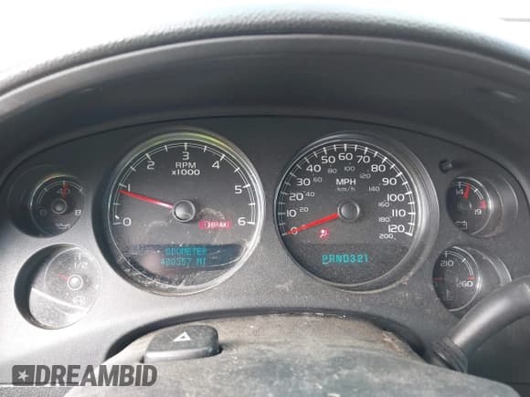 ✅ 2007 Chevrolet Silverado 1500 • VIN: 2GCFC13Y971660819 • Lot: 42157174. Wystawiony na IAAI z przebiegiem 480 357 mil. Bezpłatny archiwum sprzedaży aukcyjnych z USA i szczegółowy raport historii pojazdu na DreamBid. Zdjęcie 7.