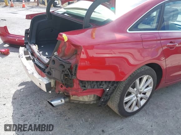 ✅ 2013 Audi A6 Premium Plus • VIN: WAUGGAFC5DN045748 • Lot: 43187595. Listed on IAAI with 49,677 mi. Free auction sales archive from the USA and detailed vehicle history report at DreamBid. Image 19.