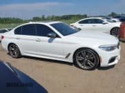 ✅ 2020 BMW 5 Series M550i xDrive • VIN: WBAJS7C00LBN96199 • Lot: 43009979. Wystawiony na IAAI z przebiegiem 79 206 mil. Bezpłatny archiwum sprzedaży aukcyjnych z USA i szczegółowy raport historii pojazdu na DreamBid. Zdjęcie 13.