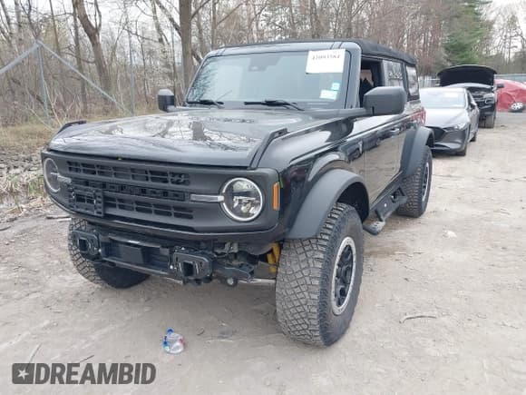 ✅ 2022 Ford Bronco • VIN: 1FMEE5DP5NLA79680 • Lot: 42093584. Listed on IAAI with 30,792 mi. Free auction sales archive from the USA and detailed vehicle history report at DreamBid. Image 6.