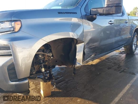 ✅ 2021 Chevrolet Silverado 1500 RST • VIN: 3GCUYEET3MG115882 • Лот: 42331603. Опубликован ранее на IAAI с пробегом 84 149 миль. Бесплатный доступ к архиву аукционных продаж из США и подробный отчёт об истории автомобиля на DreamBid. Изображение 6.