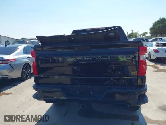 ✅ 2021 Chevrolet Silverado 1500 LT Trail Boss • VIN: 3GCPYFEL9MG154155 • Lot: 43186758. Wystawiony na IAAI z przebiegiem 36 343 mil. Bezpłatny archiwum sprzedaży aukcyjnych z USA i szczegółowy raport historii pojazdu na DreamBid. Zdjęcie 17.