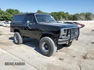 ✅ 1986 Ford Bronco Custom • VIN: 1FMDU15N3GLA65266 • Лот: 70173435. Опубликован ранее на Copart с пробегом 68 370 миль. Бесплатный доступ к архиву аукционных продаж из США и подробный отчёт об истории автомобиля на DreamBid. Изображение 4.